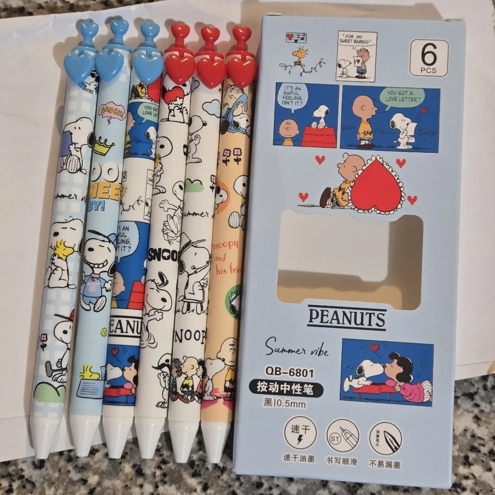 Snoopy Gel Pen Set with Cartoon Designs Set Of 6